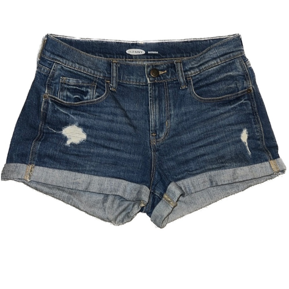 Cuffed boyfriend shorts
